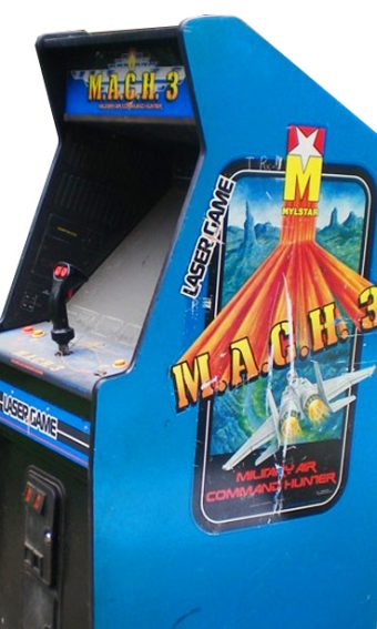 MACH 3 Arcade Game