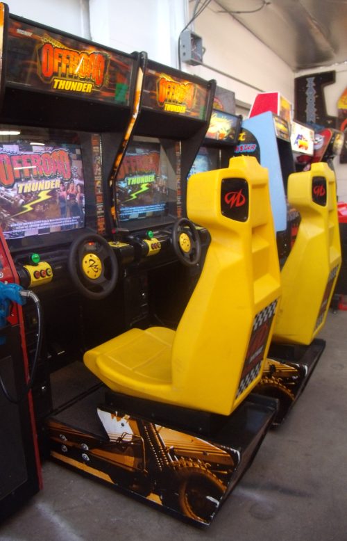 off_road_thunder_arcade_game