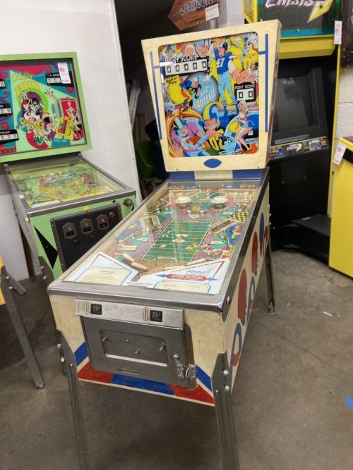 Pro-Football Pinball Machine - Vintage Arcade Superstore