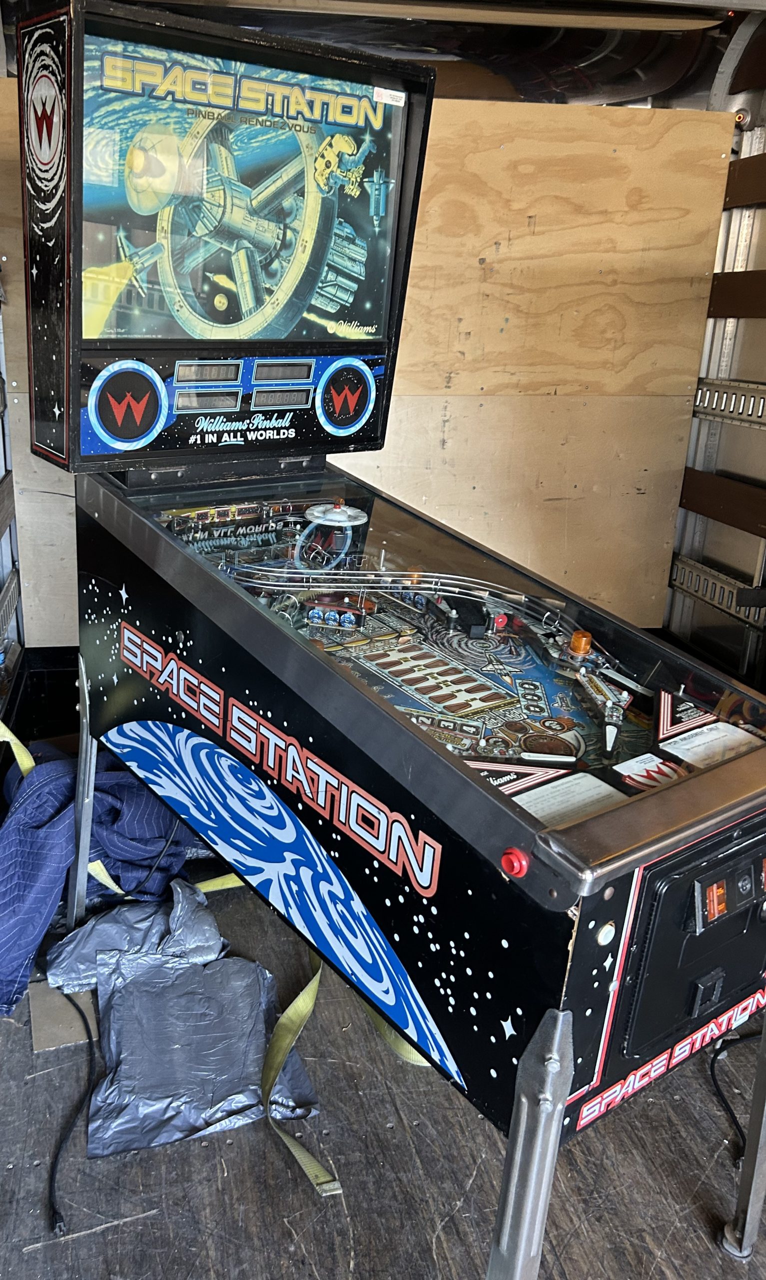 Space Station - 1987 Williams Pinball - Arcade Gallery